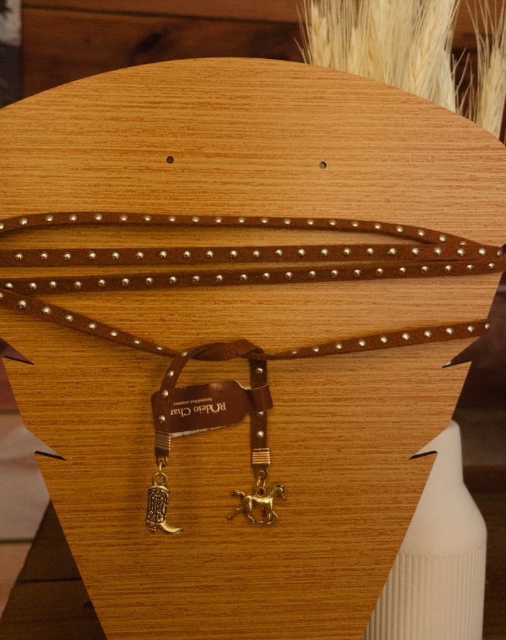 Golden Tie